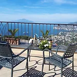 La Vue D'or Hotel