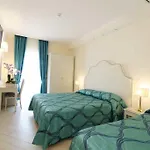 La Vue D'or Hotel