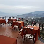 La Vue D'or 4*