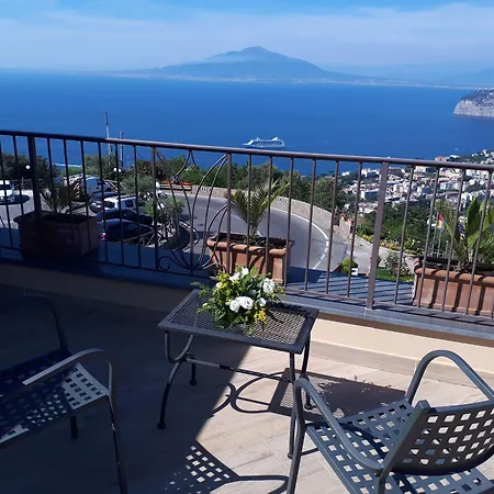 Hotel La Vue D'or