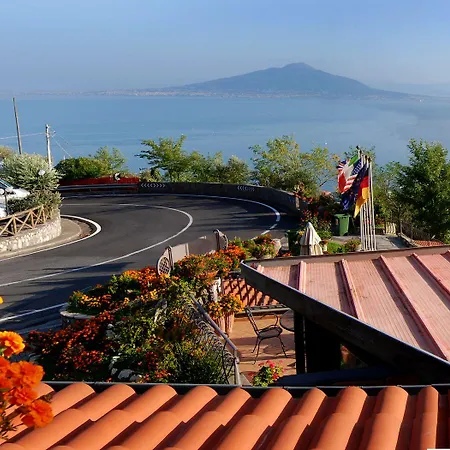 La Vue D'or Hotel