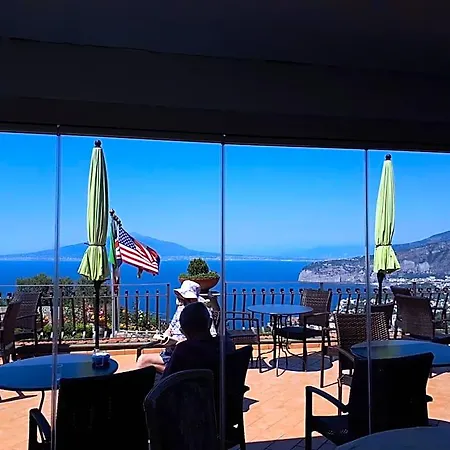 فندق La Vue D'or