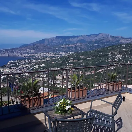 La Vue D'or Σορέντο